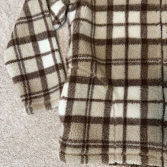 Excellent Used Condition Fuzzy Plaid Jacket Unlined Size Medium Liz Claiborne - Picture 4 of 10